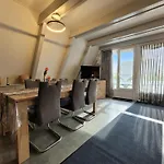 Nurdachhaus Jossi Nyaraló *