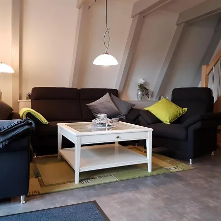 Nurdachhaus Jossi *