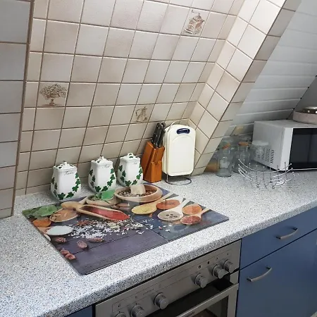 Nurdachhaus Jossi Semesterbostad *