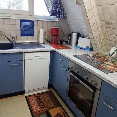 Semesterbostad Nurdachhaus Jossi *