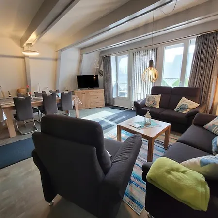 Nurdachhaus Jossi Ferienhaus *